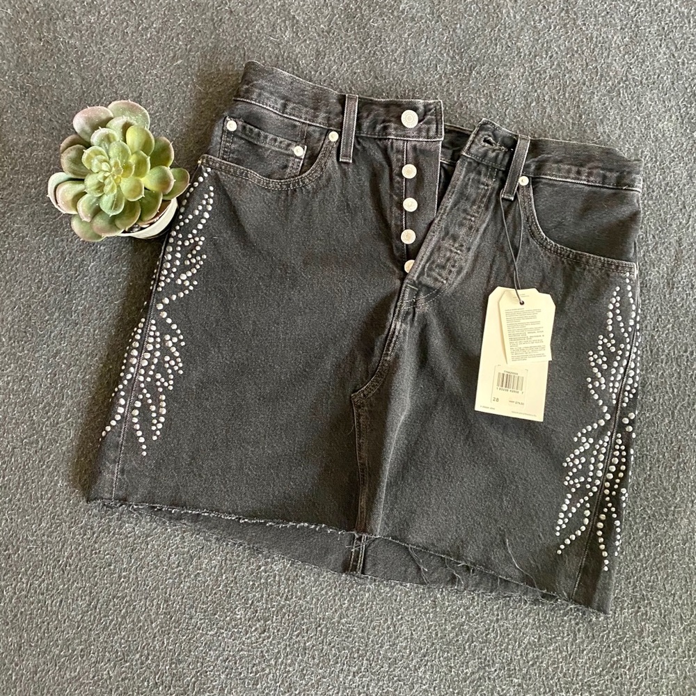 NWT Levi High-Rise Studded Button Fly Skirt